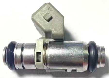 NBF bildeler Norge - drivstoffinjektor iwp179 XL4T1810 RENAULT