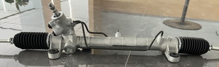 Bildeler førde - servostyringsstativ 44250-01020 XL4T2434 TOYOTA